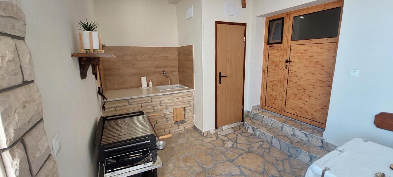 Holiday Home Peran Grebastica Exterior photo