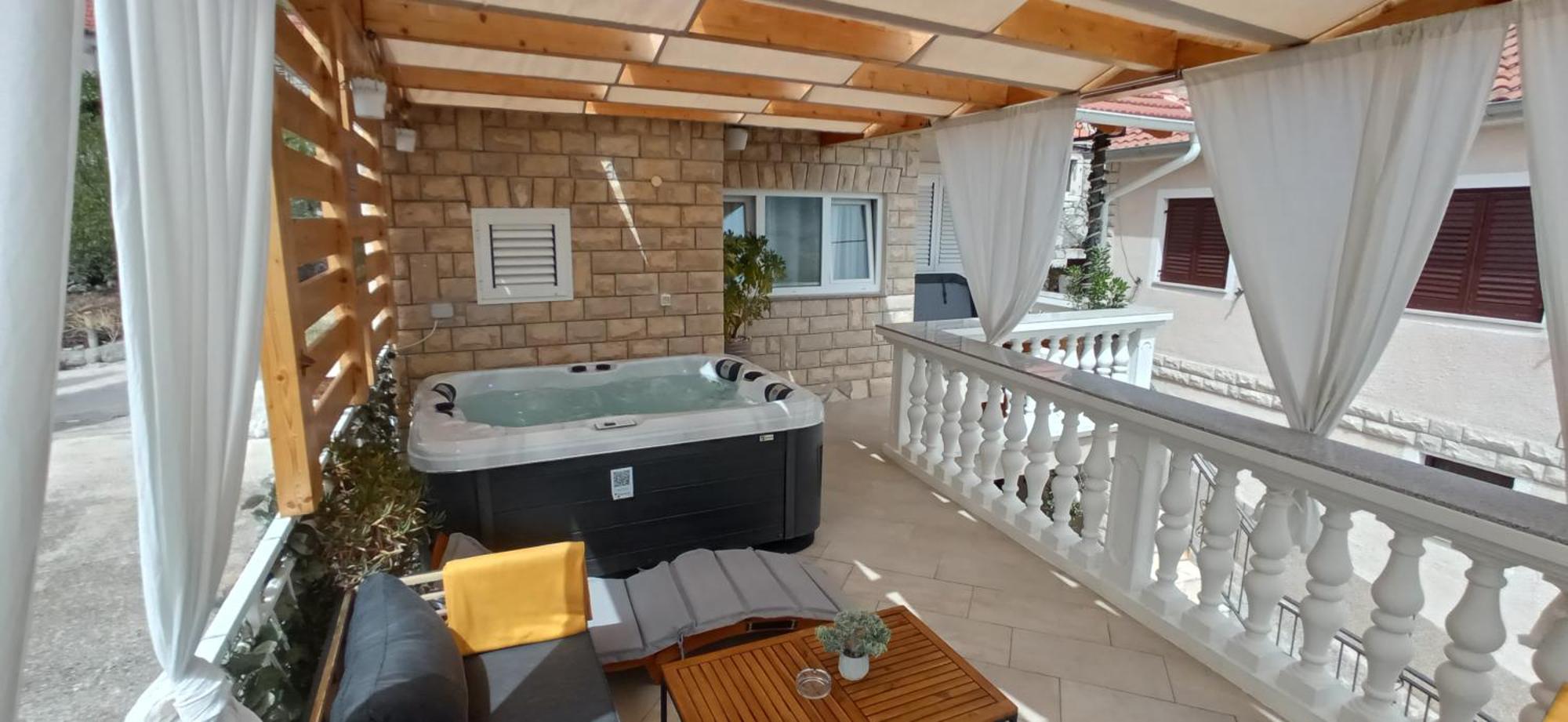 Holiday Home Peran Grebastica Exterior photo